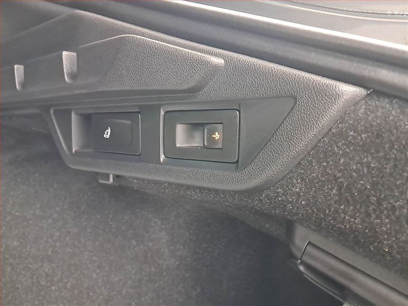 Škoda Octavia (2023) RS 2.0 TDI 4x4 - fotka 16 z 24