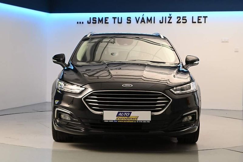 Ford Mondeo (2022) 2.0 LED ACC SONY TITANIUM 8AT - fotka 3 z 38