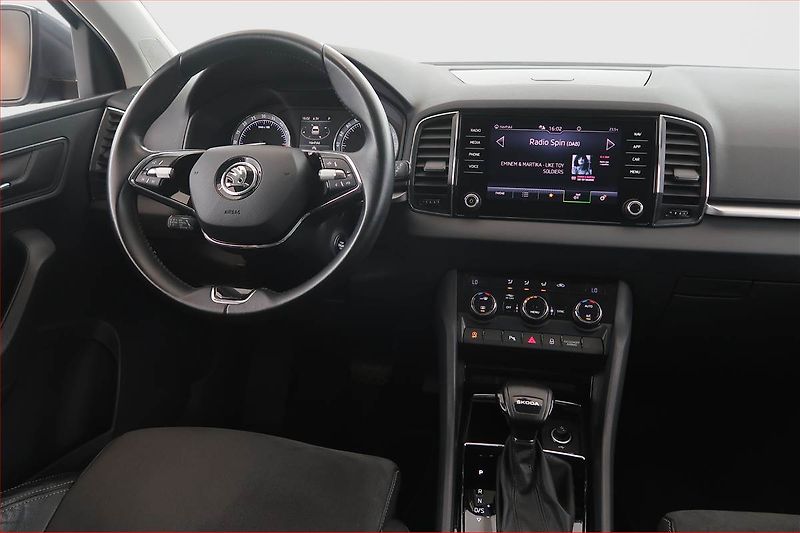 Škoda Karoq (2023) 2.0 TDI - fotka 7 z 17