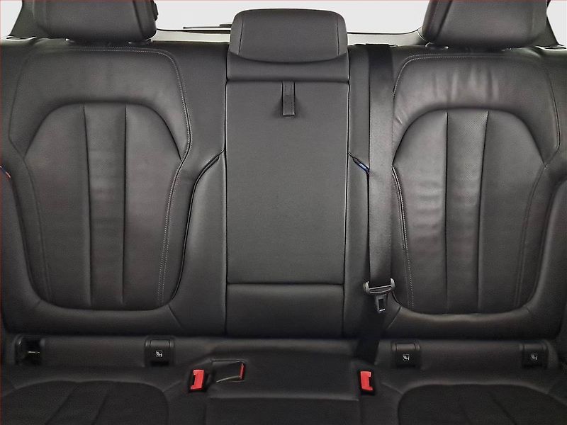 BMW X5 (2021) xDrive30d - fotka 10 z 23