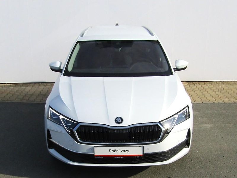 Škoda Octavia IV FL Combi Top Selection 2.0 - fotka 7 z 30