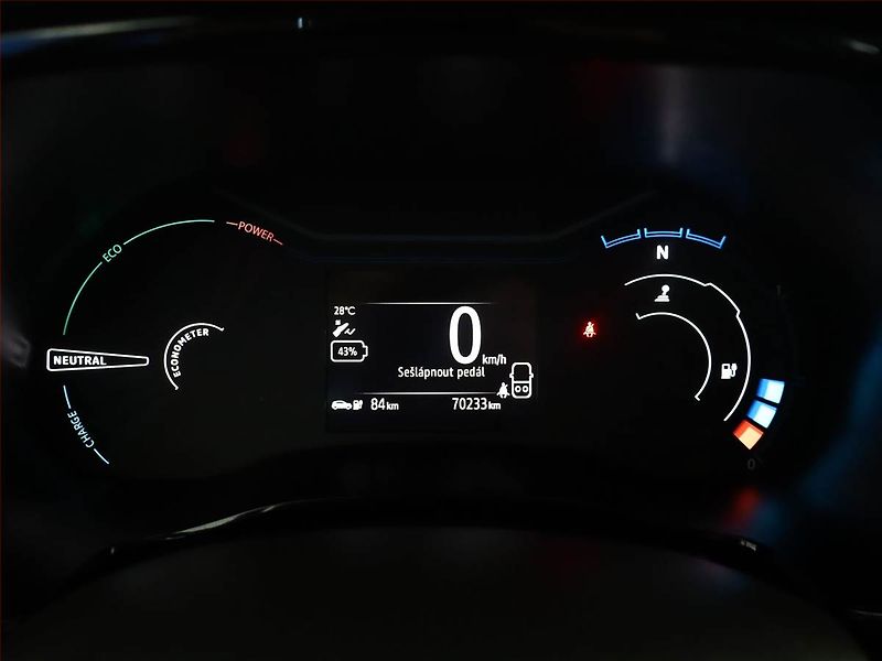 Dacia Spring (2022) Electric 45 (27 kWh), SoH 91% - fotka 8 z 16