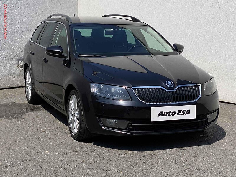 Škoda Octavia (2014) 2.0 TDi, Elegance, DSG - fotografie inzerátu