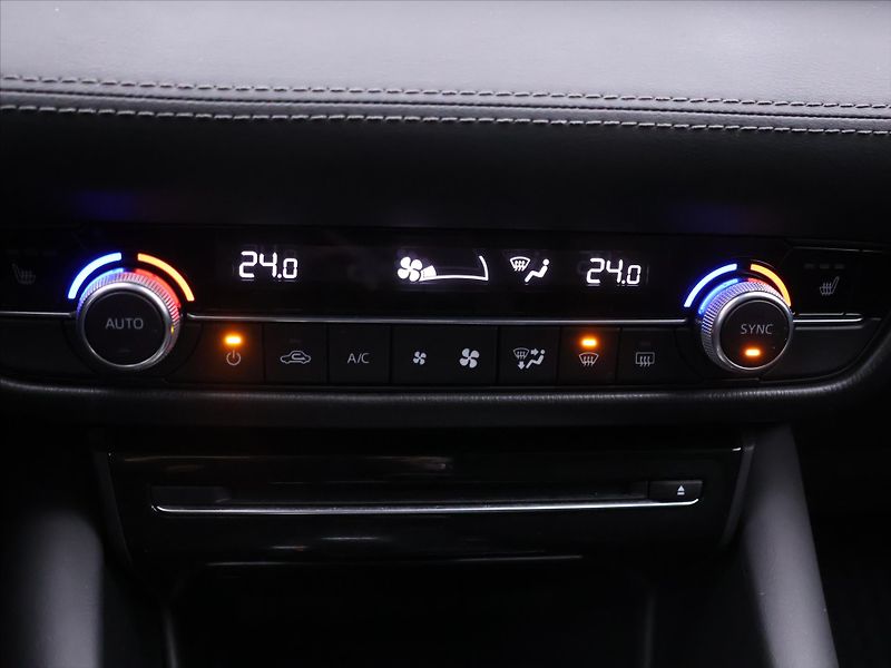 Mazda 6 2,0 G165 Automat CZ 1.Maj DPH - fotka 20 z 29