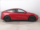 Tesla Model Y (2022) Long Range AWD 79kWh, SoH 91% - náhled 6