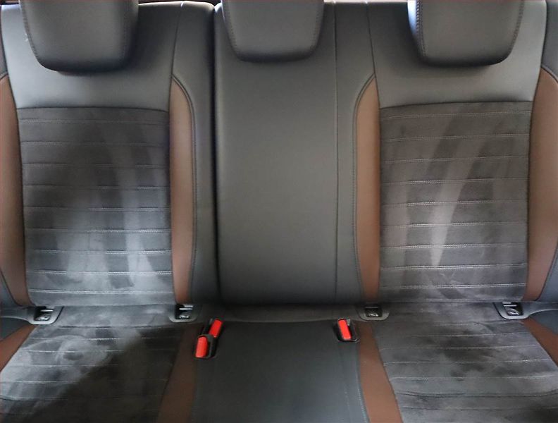Suzuki Vitara (2017) 1.6 VVT, Kůže, Navi, Tempomat - fotka 10 z 22