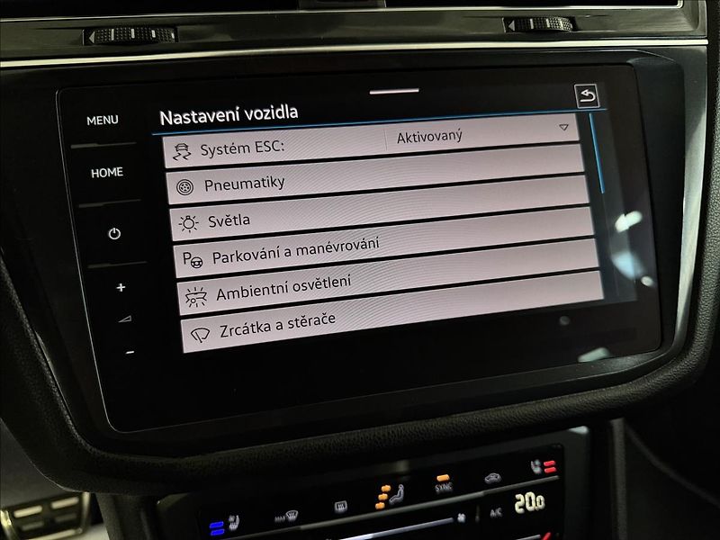 Volkswagen Tiguan Allspace R-LINE 180kW DCC H&K HUD PANO - fotka 22 z 50