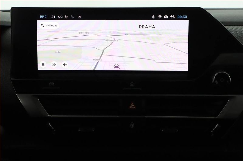 Citroën C4 (2023) 1.2 PureTech, Automat - fotka 13 z 17