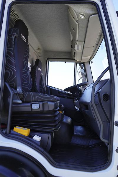 Iveco (2015) EUROCARGO / 180E25 / SKRZYNIOW - fotka 10 z 51