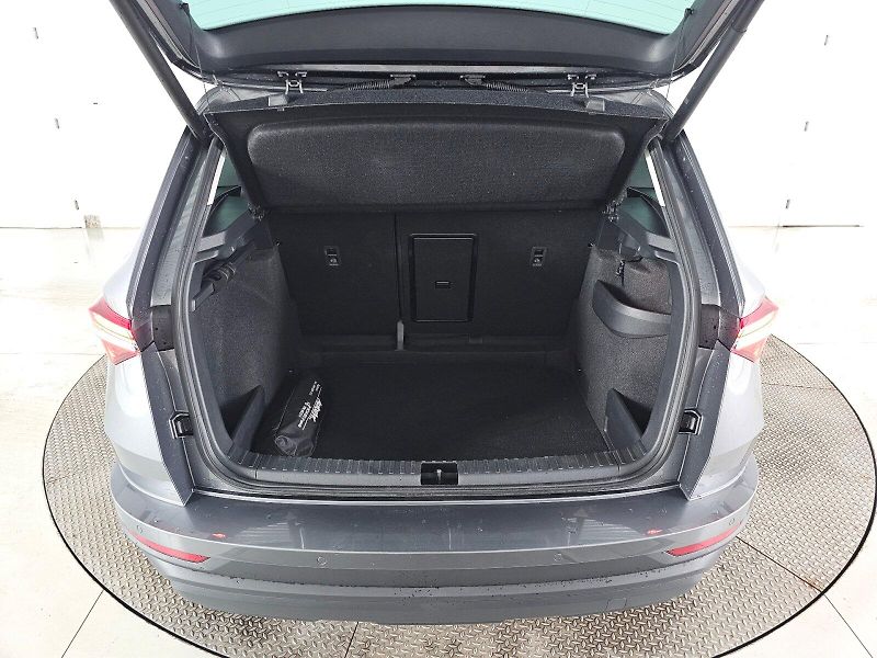 Škoda Karoq (2024) 1.5TSi 110kW AMBITION PLUS - fotka 35 z 35