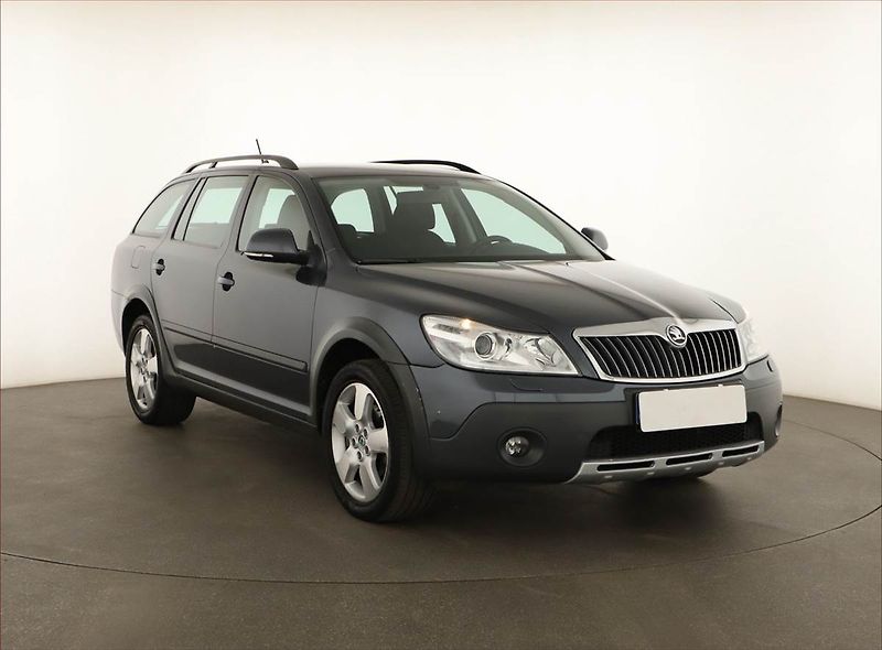 Škoda Octavia (2011) Scout 2.0 TDI, 4X4, Automat - fotografie inzerátu
