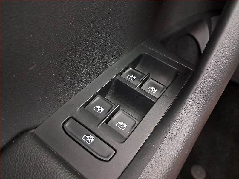 Škoda Octavia (2018) Style 1.6 TDI, Tempomat - fotka 18 z 20