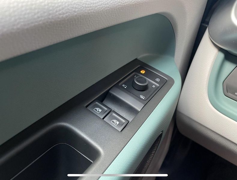 Volkswagen ID.Buzz (2022) 21