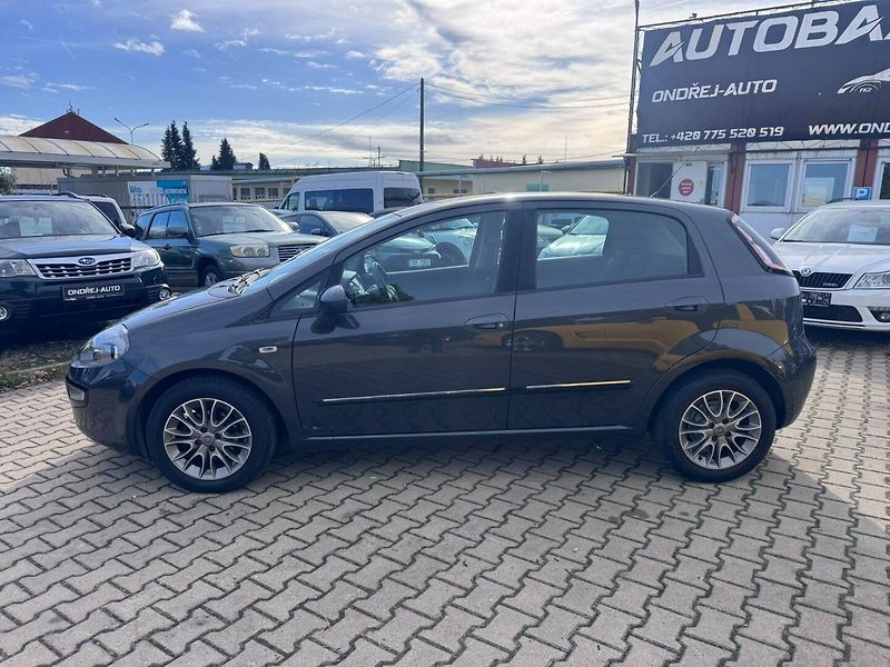 Fiat Punto (2011) 1,2i 51 KW PRVNÍ MAJITEL - fotka 3 z 42