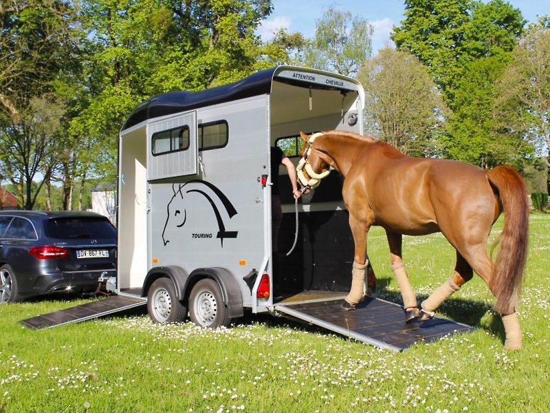 Cheval Liberté (2026) TOURING ONE modrý,přední rampa - fotka 35 z 38