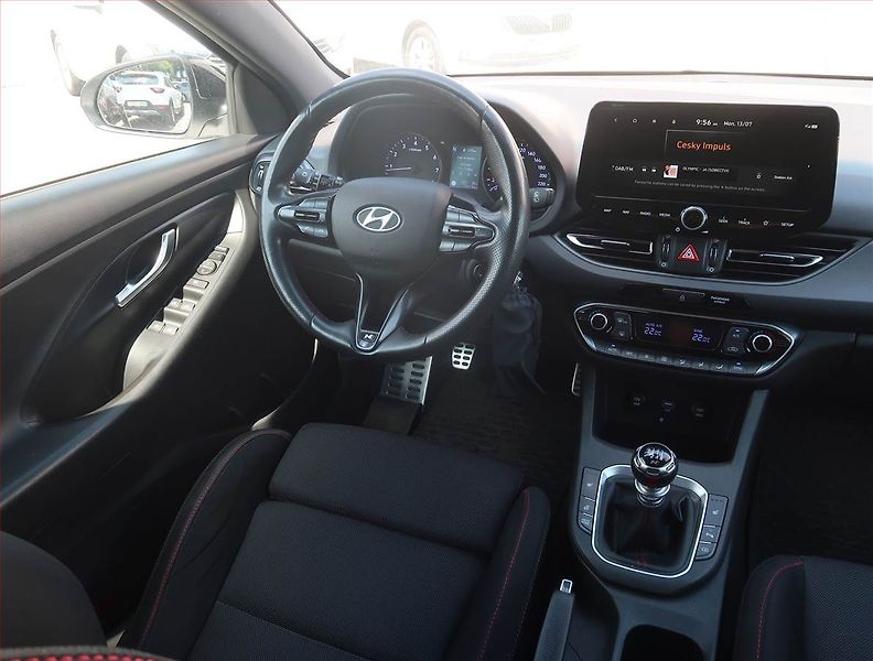 Hyundai i30 (2022) N-Line 1.5 T-GDI MHEV, ČR - fotka 7 z 21