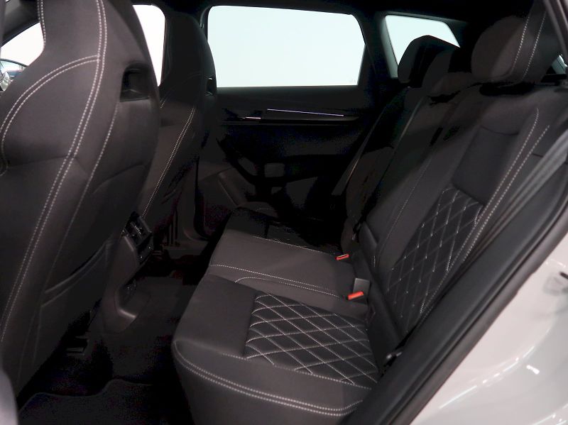 Škoda Karoq (2026) SPORTLINE 2.0TDI 110KW 4x4 DSG - fotka 15 z 45