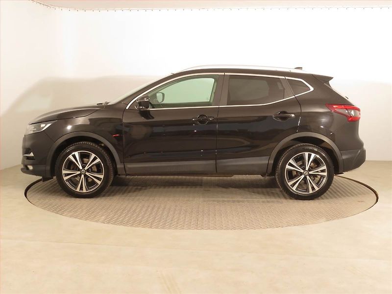 Nissan Qashqai (2018) N-Connecta 1.2 DIG-T - fotka 3 z 17