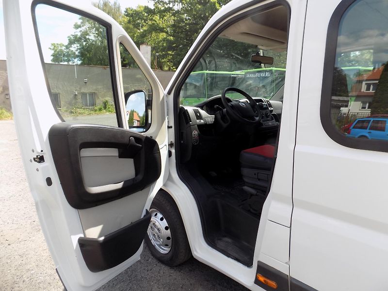 Fiat Ducato (2012) 2,3 109KW 7 MIST 3STR SKLÁPĚČ  - fotka 10 z 49