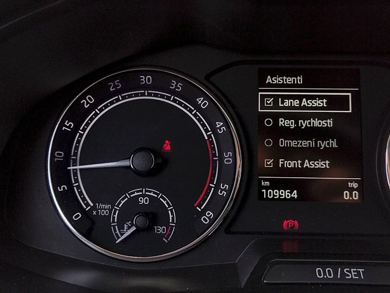 Škoda Scala (2020) Style 1,6 Tdi 85 Kw - fotka 8 z 34