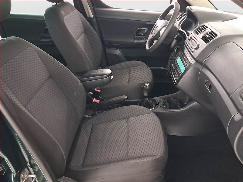 Škoda Roomster (2010) 1.2 TSI, po STK, jezdí výborně - fotka 9 z 16