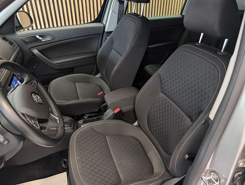 Škoda Yeti 1.4 TSI DRIVE 4x4 DSG - fotka 12 z 28