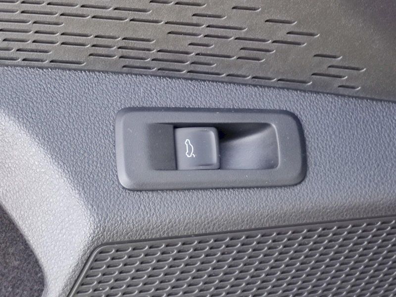 Škoda Octavia (2025) SportLine 1,5 Tsi 110 Kw - fotka 25 z 37