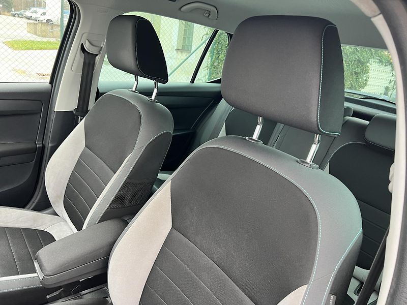 Škoda Fabia JOY 1.0MPi 55kw KLIMA NAVI ALU - fotka 10 z 47