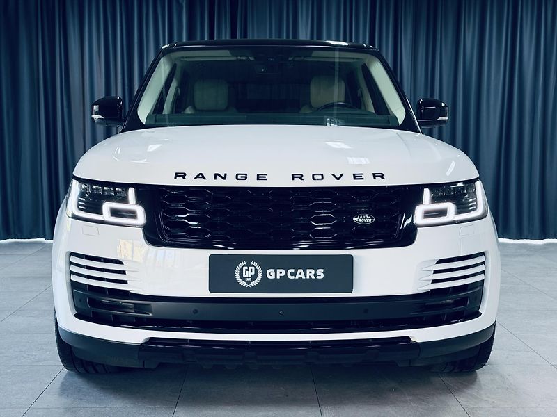 Land Rover Range Rover (2019) 4.4*V8*SD*VOGUE*TOP*CZ - fotka 2 z 45
