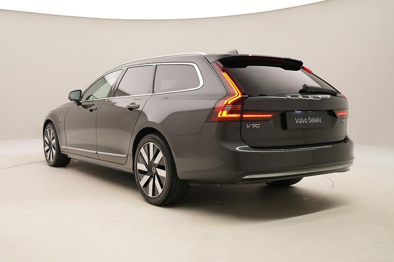 Volvo V90 T6 AWD RECHARGE BRIGHT PLUS - fotka 11 z 64