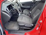 Kia Ceed (2013) 1.6GDi, ČR, AC, STK5/28 - náhled 9