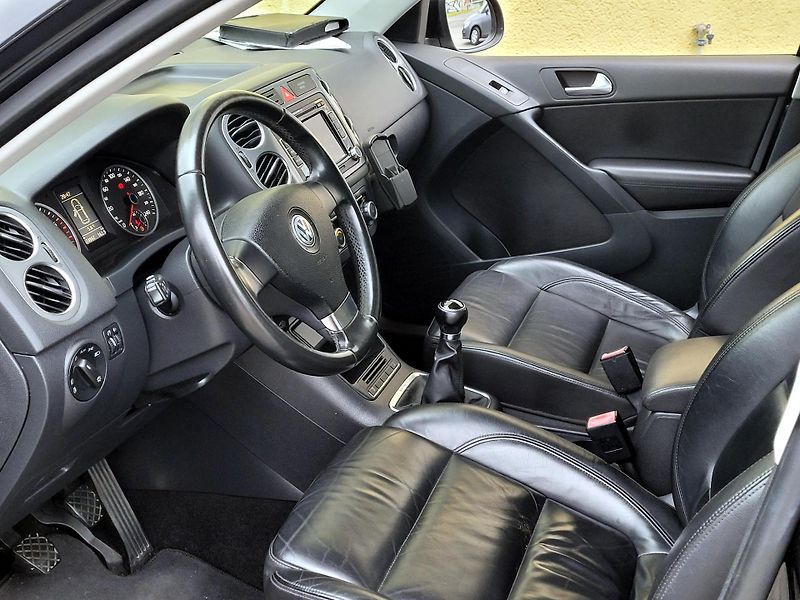 Volkswagen Tiguan 1,4 TSi 4motion SPORT SERV.KN - fotka 25 z 40