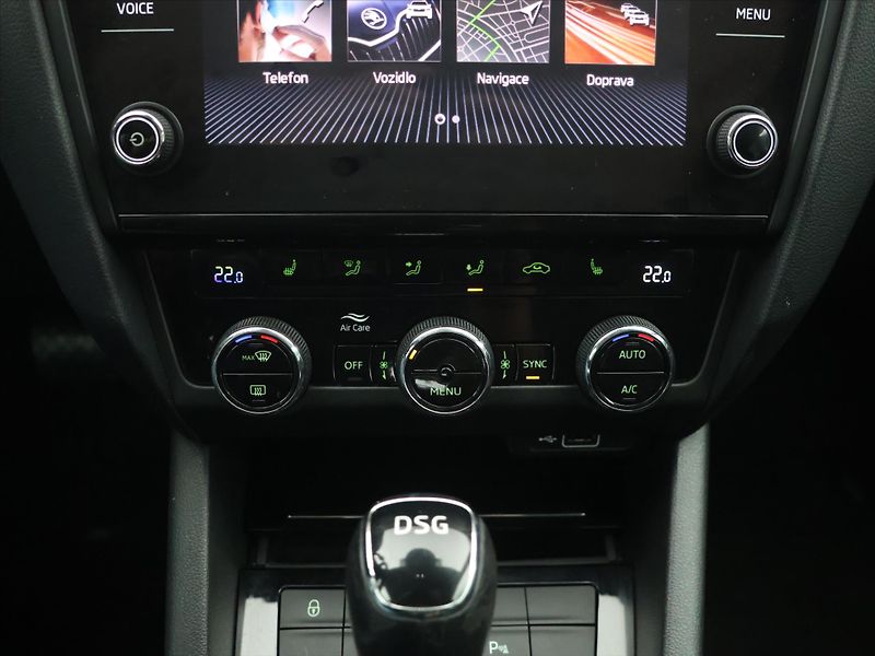 Škoda Octavia 1,5 TSI 110kW DSG Style LED - fotka 19 z 29