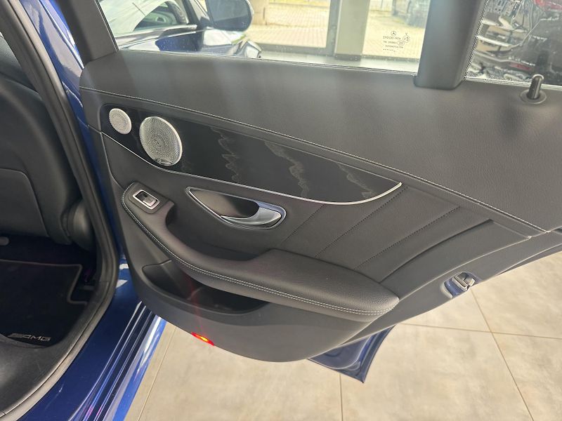 Mercedes-Benz Třídy C (2019) C200 4M AMG LED PANORAMA - fotka 23 z 29