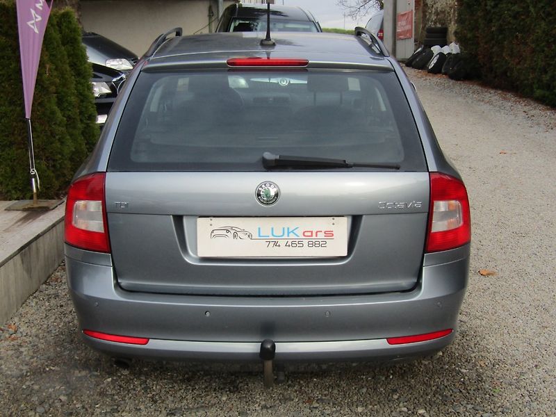 Škoda Octavia (2013) 1.6 TDI 77kW NAVIGACE - fotka 12 z 38