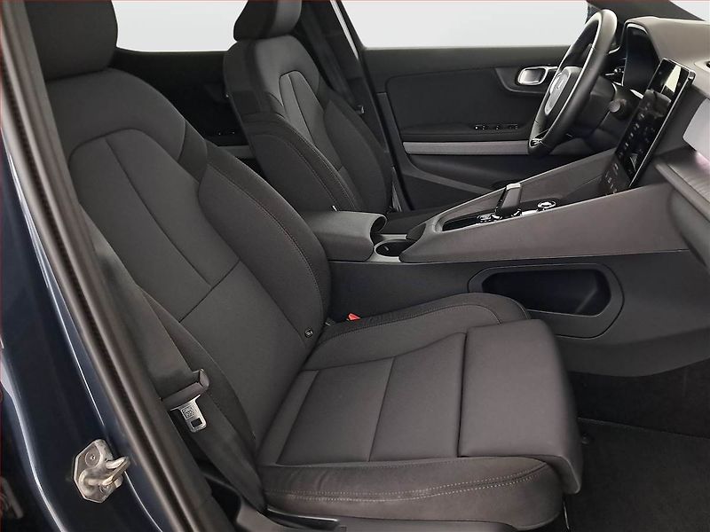 Polestar 2 (2020) Long Rng Dual Motor, SoH 92% - fotka 9 z 22