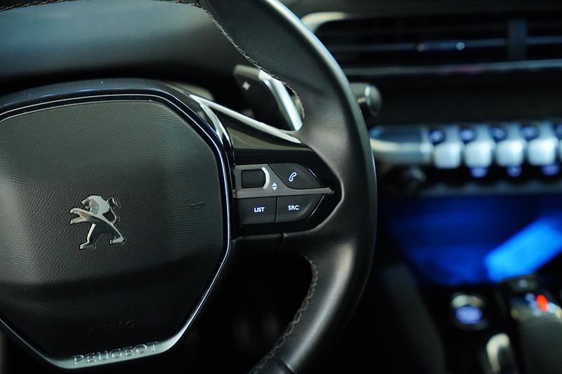 Peugeot 3008 - fotka 17 z 27