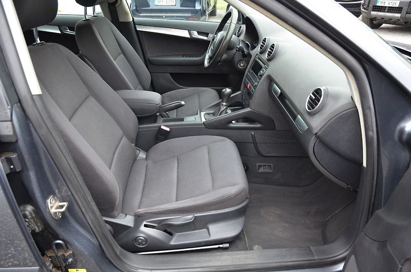 Audi A3 (2007) 2.0 TDi 125kW / STK 05/2028 - fotka 10 z 27