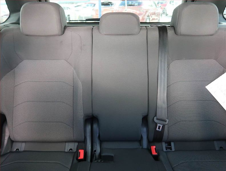 Volkswagen Touareg (2021) 3.0 TDI, 4x4,Automat,V6 TDI - fotka 10 z 26