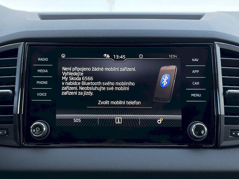 Škoda Karoq (2025) 1.5 TSI / 110kW / SELECTION - fotka 25 z 34