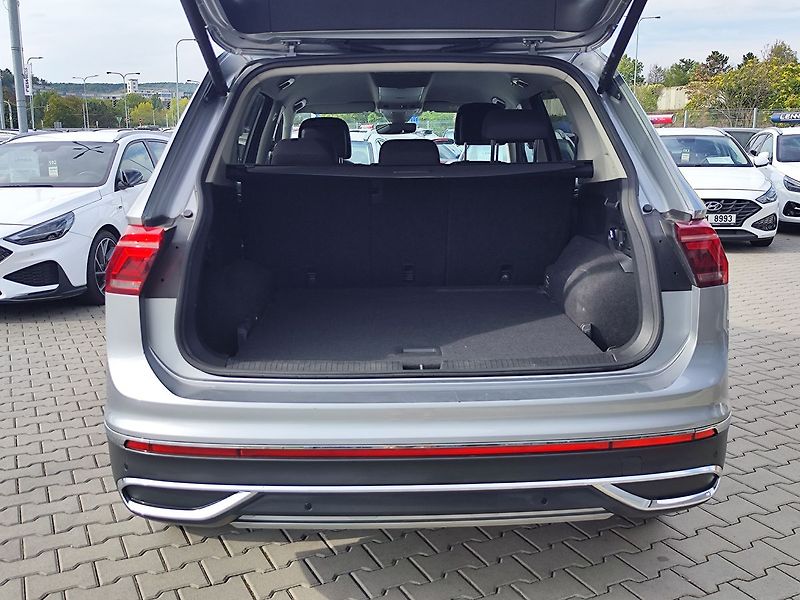 Volkswagen Tiguan Allspace 1.5 TSI/110kW Elegance DSG - fotka 9 z 37