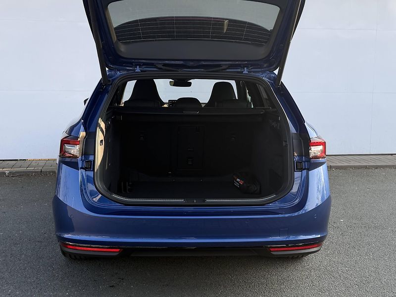 Škoda Superb (2026) Sportline DSG 2,0TDI - fotka 6 z 6