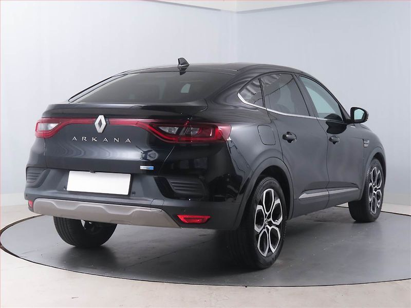 Renault Arkana (2023) Intens E-Tech - fotka 5 z 14