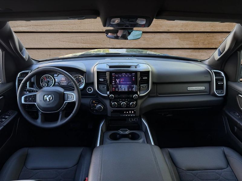 Dodge RAM (2021) +BLACK RHINO+BLACK EDITION+ - fotka 20 z 25