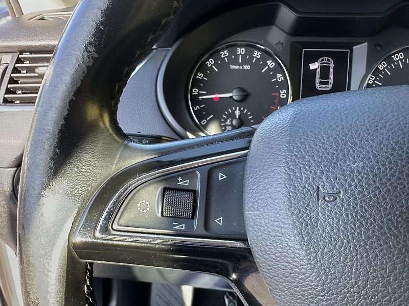 Škoda Octavia (2014) KOMBI 4x4 *1.6TDI/77kW *2.Maj - fotka 10 z 38