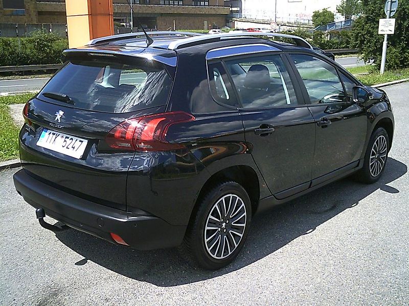 Peugeot 2008 1.2i KOUPENO ČR,1.MAJITEL - fotka 6 z 14