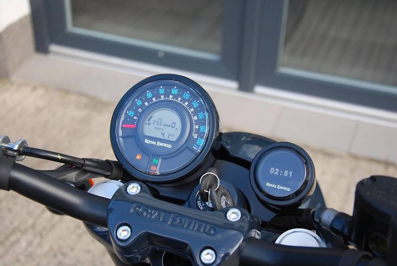 Royal Enfield Shotgun 650 (2026) GREY - fotka 18 z 25