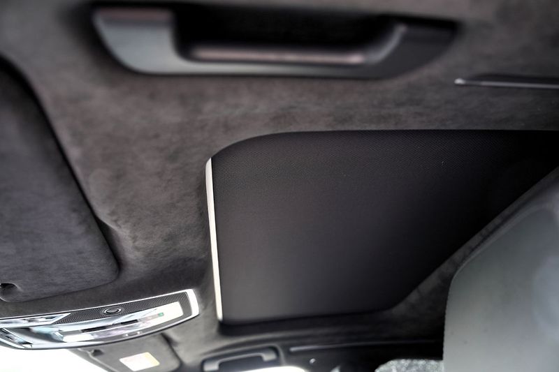 Audi S8 4.0 TFSI Quattro/B&O/Matrix/57 - fotka 47 z 48