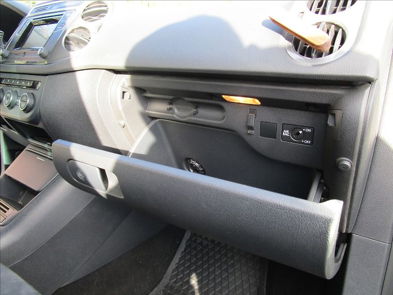 Volkswagen Tiguan 2.0TDi 4Motion Sport, aut. Kli - fotka 23 z 53