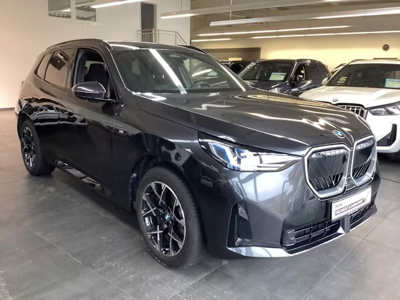 BMW X3 xDrive20d M-Sport 360 HuD Pano - fotka 2 z 22